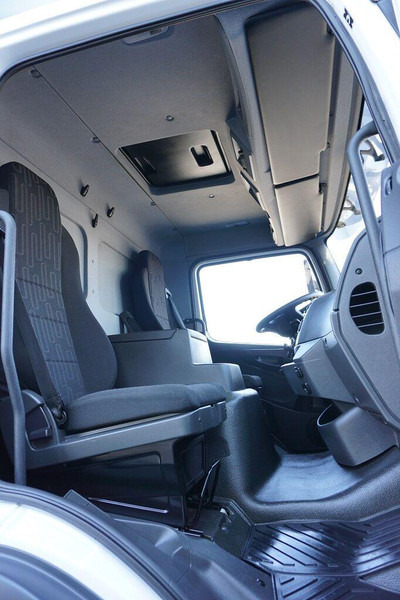 Camión caja cerrada Mercedes-Benz ATEGO / 1221 / ACC / EURO 6 / KONTENER + WINDA / 17 PALET: foto 8