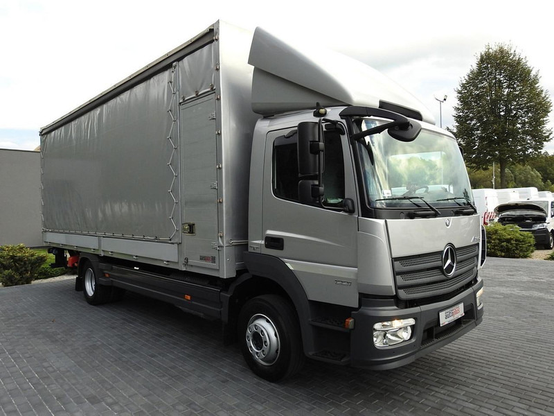 Mercedes-Benz ATEGO 1221 PLANDEKA WINDA 16 PALET WEBASTO KLIMATYZACJA PNEUMATY - Camión caja cerrada: foto 4 Mercedes-Benz ATEGO 1221 PLANDEKA WINDA 16 PALET WEBASTO KLIMATYZACJA PNEUMATY - Camión caja cerrada: foto 4