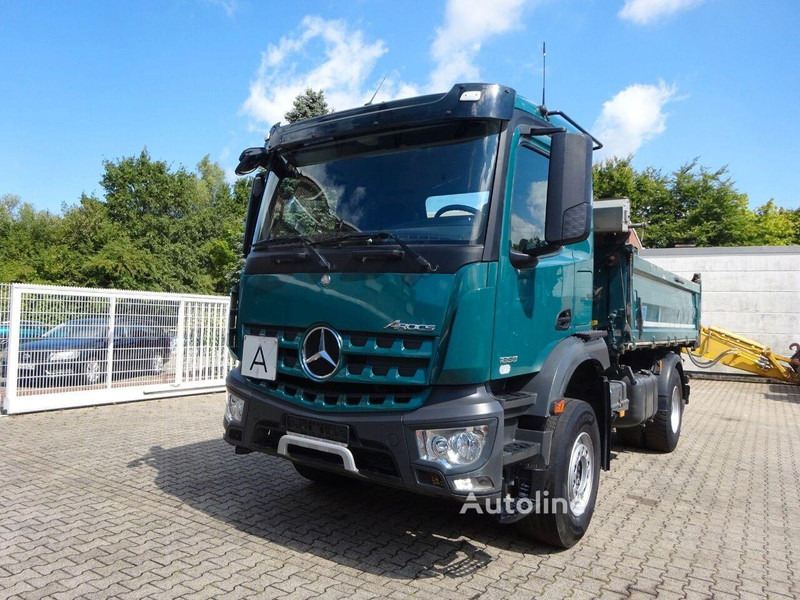 Mercedes-Benz Actros 1833 - Tipper - Camión volquete: foto 2 Mercedes-Benz Actros 1833 - Tipper - Camión volquete: foto 2