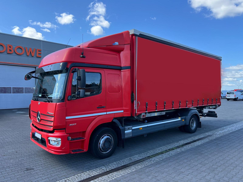 Mercedes-Benz Atego 1227 SWAP CHASSIS WECHSELFAHRGESTELL BDF CURTAIN PLANE 1.H - Camión lona: foto 1 Mercedes-Benz Atego 1227 SWAP CHASSIS WECHSELFAHRGESTELL BDF CURTAIN PLANE 1.H - Camión lona: foto 1