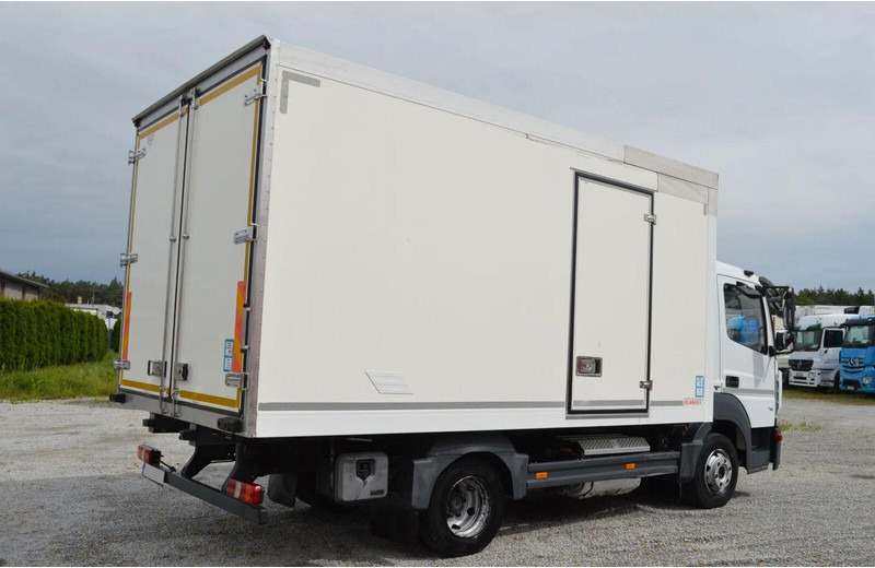 Mercedes-Benz Atego 716 IZOTERMA REFRIGERATOR SIDE DOOR - Camión frigorífico: foto 4 Mercedes-Benz Atego 716 IZOTERMA REFRIGERATOR SIDE DOOR - Camión frigorífico: foto 4