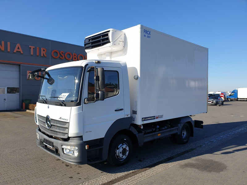 Mercedes-Benz Atego 816 EURO 6 HOOK REFRIGERATOR ROHRBAHNEN - Camión frigorífico: foto 2 Mercedes-Benz Atego 816 EURO 6 HOOK REFRIGERATOR ROHRBAHNEN - Camión frigorífico: foto 2