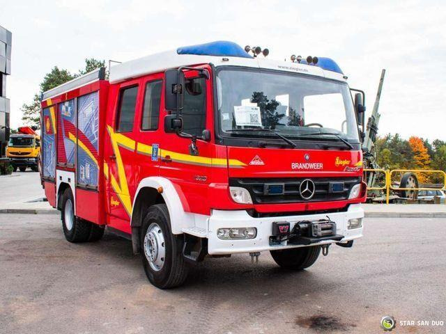 Mercedes-Benz MERCEDES BENZ ATEGO 1328 4x4 ZIEGLER LF 20/16 Fi - Camión de bomberos: foto 5 Mercedes-Benz MERCEDES BENZ ATEGO 1328 4x4 ZIEGLER LF 20/16 Fi - Camión de bomberos: foto 5