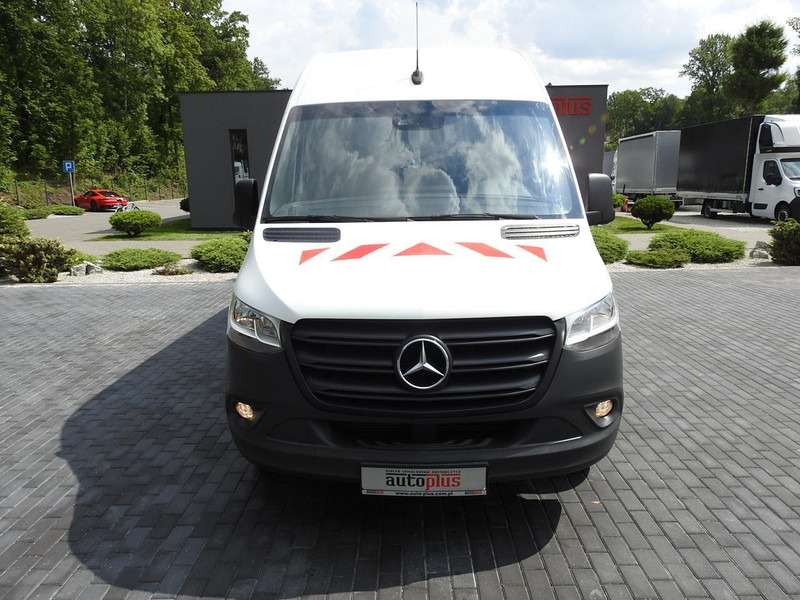 Mercedes-Benz SPRINTER FURGON BRYGADÓWKA 5 MIEJSC TEMPOMAT NAWIGACJA KLIMATYZ - Minibús, Furgoneta de pasajeros: foto 5 Mercedes-Benz SPRINTER FURGON BRYGADÓWKA 5 MIEJSC TEMPOMAT NAWIGACJA KLIMATYZ - Minibús, Furgoneta de pasajeros: foto 5