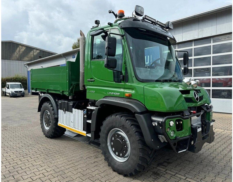 Mercedes-Benz Unimog U430 4x4 Tipper - Camión volquete: foto 3 Mercedes-Benz Unimog U430 4x4 Tipper - Camión volquete: foto 3
