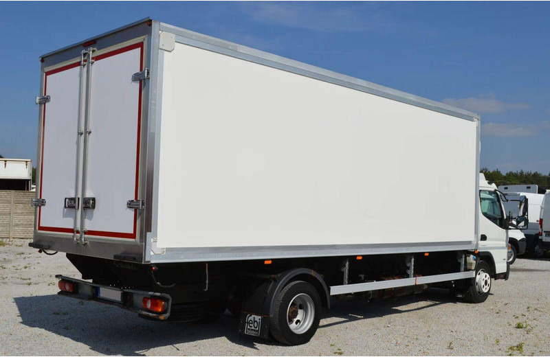 Mitsubishi CANTER FUSO 9C18 REFRIGERATOR + DOOR ISOTHERM CONTAINER - Camión frigorífico: foto 4 Mitsubishi CANTER FUSO 9C18 REFRIGERATOR + DOOR ISOTHERM CONTAINER - Camión frigorífico: foto 4
