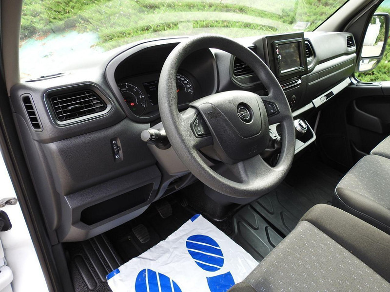 Opel MOVANO PLANDEKA WINDA 9 PALET WEBASTO TEMPOMAT KLIMATYZACJA LEDY - Camión caja cerrada: foto 2 Opel MOVANO PLANDEKA WINDA 9 PALET WEBASTO TEMPOMAT KLIMATYZACJA LEDY - Camión caja cerrada: foto 2