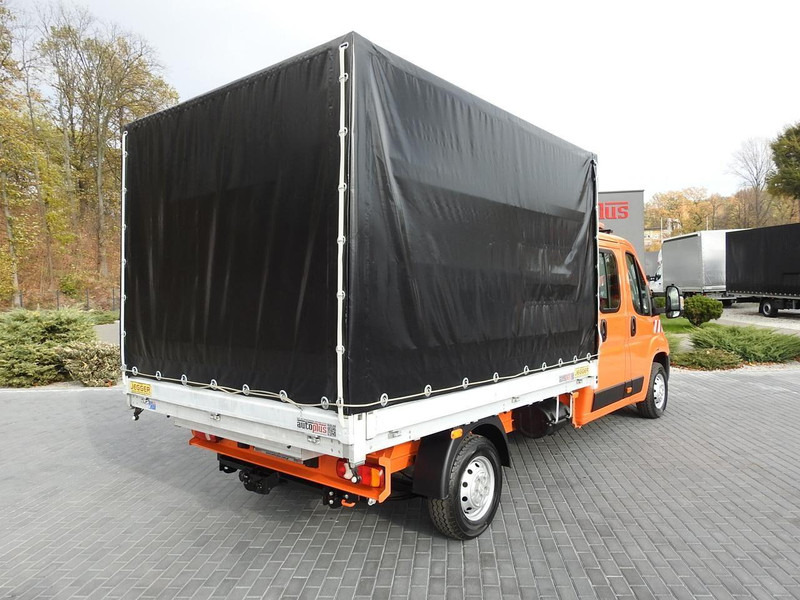 Peugeot BOXER SKRZYNIA PLANDEKA PODWÓJNA KABINA DOKA 7 MIEJSC KLIMATYZAC - Furgoneta con lona: foto 3 Peugeot BOXER SKRZYNIA PLANDEKA PODWÓJNA KABINA DOKA 7 MIEJSC KLIMATYZAC - Furgoneta con lona: foto 3