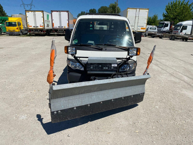 Piaggio Porter 1,2 d Pfau S90 - 4x4 - Tipper - snowplow - Furgoneta basculante: foto 5 Piaggio Porter 1,2 d Pfau S90 - 4x4 - Tipper - snowplow - Furgoneta basculante: foto 5