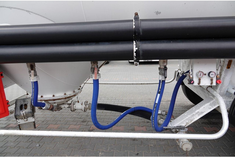 Semirremolque silo para transporte de cemento SPITZER CEMENTONACZEPA / 37 000 L / SILOS / 3 KOMORY / OSIE SAF: foto 14