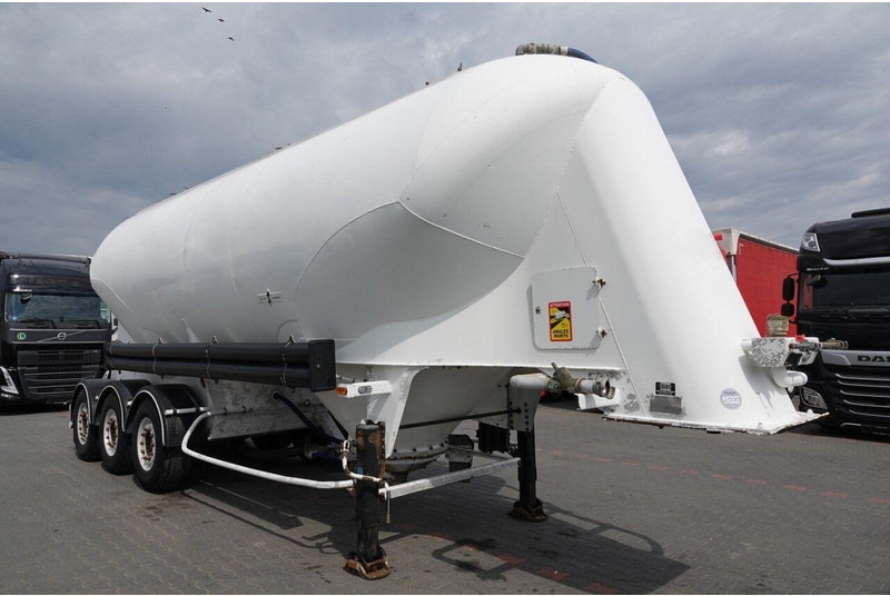Semirremolque silo para transporte de cemento SPITZER CEMENTONACZEPA / 37 000 L / SILOS / 3 KOMORY / OSIE SAF: foto 8
