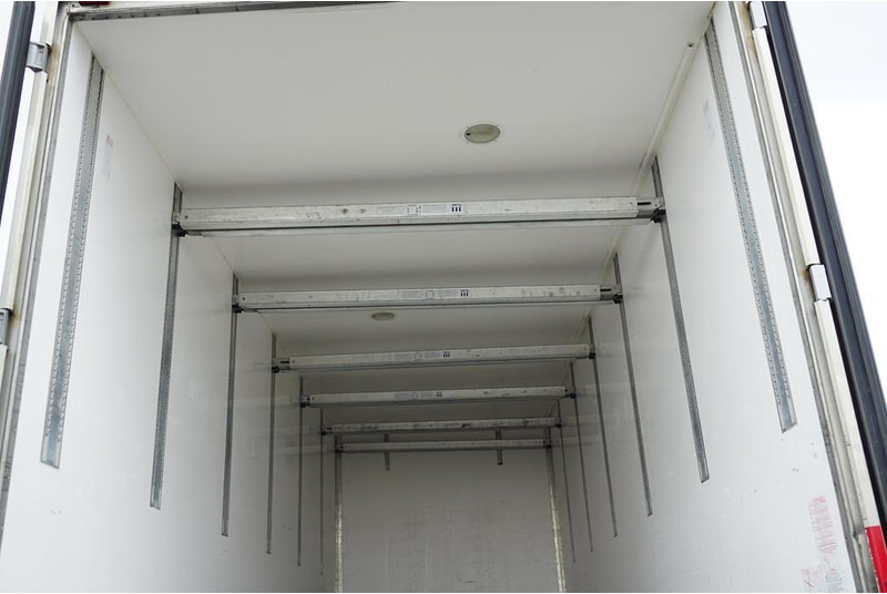 Remolque frigorífico SVAN TANDEM / IZOTERMA / DŁ. 7,35 M / DOPPELSTOCK / 18 PALET: foto 18 Remolque frigorífico SVAN TANDEM / IZOTERMA / DŁ. 7,35 M / DOPPELSTOCK / 18 PALET: foto 18