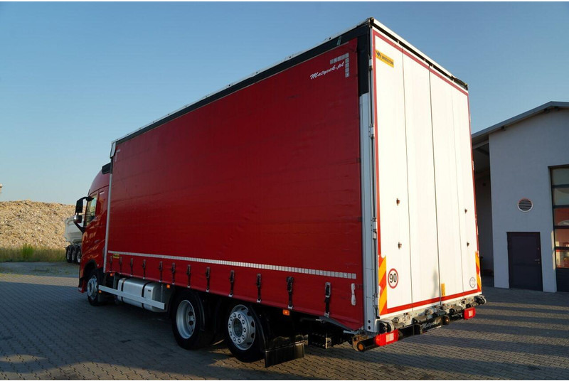 Volvo FH 460 / FIRANKA / 6x2 / PODNOSZONY DACH / I-PARK COOL / OŚ PODN - Camión lona: foto 5 Volvo FH 460 / FIRANKA / 6x2 / PODNOSZONY DACH / I-PARK COOL / OŚ PODN - Camión lona: foto 5