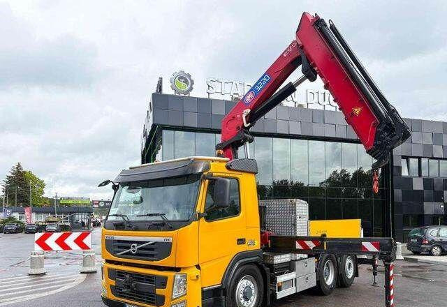 Volvo FM 460 6x4x4 HMF 3220 Crane HDS - Camión caja abierta, Camión grúa: foto 5 Volvo FM 460 6x4x4 HMF 3220 Crane HDS - Camión caja abierta, Camión grúa: foto 5