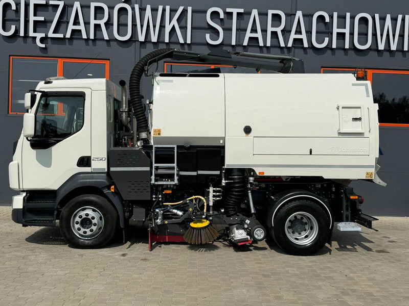 Volvo VOLVO FL 15.250 Euro 6 // zamiatarka dwustronna JOHNSTON VT652 - Barredora vial: foto 2 Volvo VOLVO FL 15.250 Euro 6 // zamiatarka dwustronna JOHNSTON VT652 - Barredora vial: foto 2