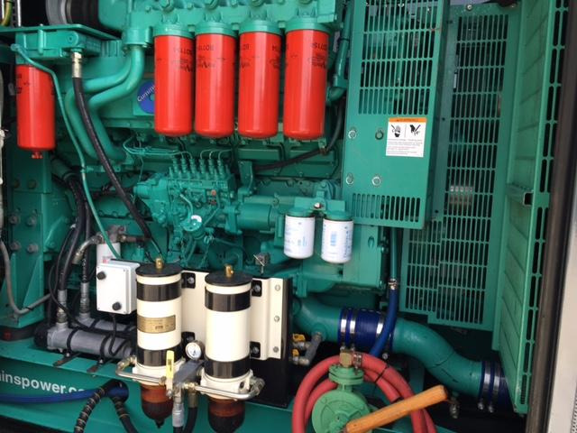 Cummins Generator 1000 KVA QST30-G4 Engine Super Silent - Generador industriale: foto 2 Cummins Generator 1000 KVA QST30-G4 Engine Super Silent - Generador industriale: foto 2