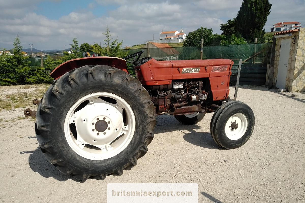 FIAT 640 Farm Tractor with Power Steering - Tractor: foto 4 FIAT 640 Farm Tractor with Power Steering - Tractor: foto 4