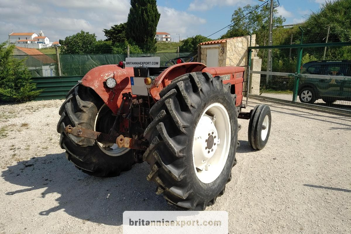 FIAT 640 Farm Tractor with Power Steering - Tractor: foto 5 FIAT 640 Farm Tractor with Power Steering - Tractor: foto 5