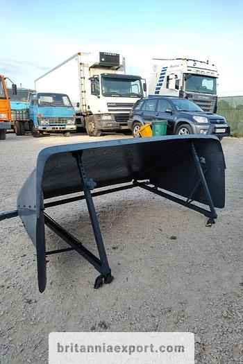 VOLVO Roof Spoiler – For Volvo FL6 Truck | Aerodynamic Fairing | Export Ready - Aerodinámica/ Spoiler: foto 2 VOLVO Roof Spoiler – For Volvo FL6 Truck | Aerodynamic Fairing | Export Ready - Aerodinámica/ Spoiler: foto 2
