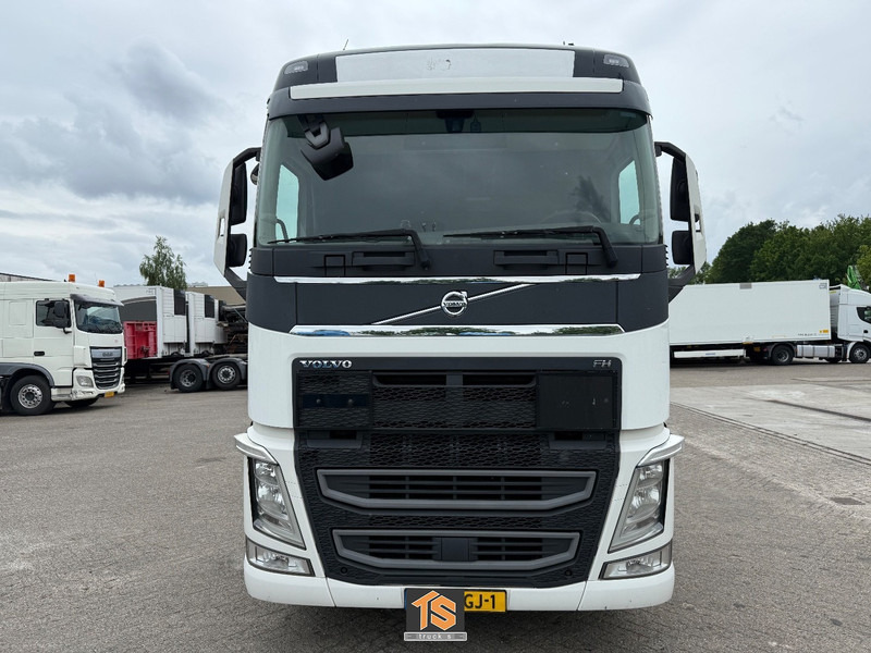 Volvo FH EURO 6 - AUTOMATIC - HYDRAULICS - NL TRUCK - APK/TUV 09/2025 - NEW TACHO - TOP! - Cabeza tractora: foto 2 Volvo FH EURO 6 - AUTOMATIC - HYDRAULICS - NL TRUCK - APK/TUV 09/2025 - NEW TACHO - TOP! - Cabeza tractora: foto 2