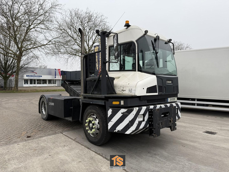 Kalmar T2 TERMINAL TRUCK - 11423 HOURS - TOP! - Tractor industrial: foto 2 Kalmar T2 TERMINAL TRUCK - 11423 HOURS - TOP! - Tractor industrial: foto 2