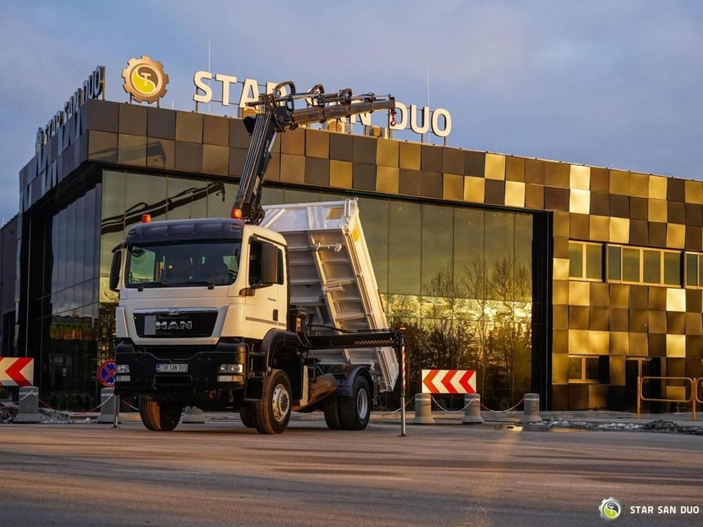 MAN TGS 18.360 4x4 HIAB 144 E-4 Crane Kipper - Camión volquete: foto 1 MAN TGS 18.360 4x4 HIAB 144 E-4 Crane Kipper - Camión volquete: foto 1
