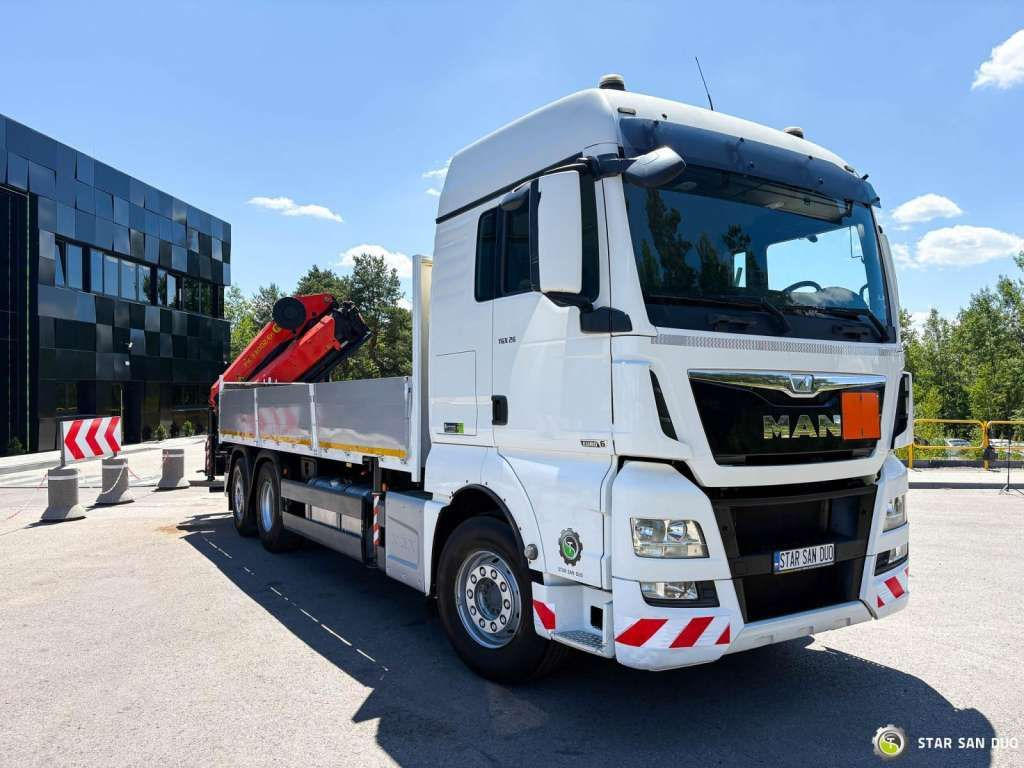 MAN TGX 26.480 6x2 PALFINGER PK 33002 EH Crane Winc - Camión grúa: foto 4 MAN TGX 26.480 6x2 PALFINGER PK 33002 EH Crane Winc - Camión grúa: foto 4