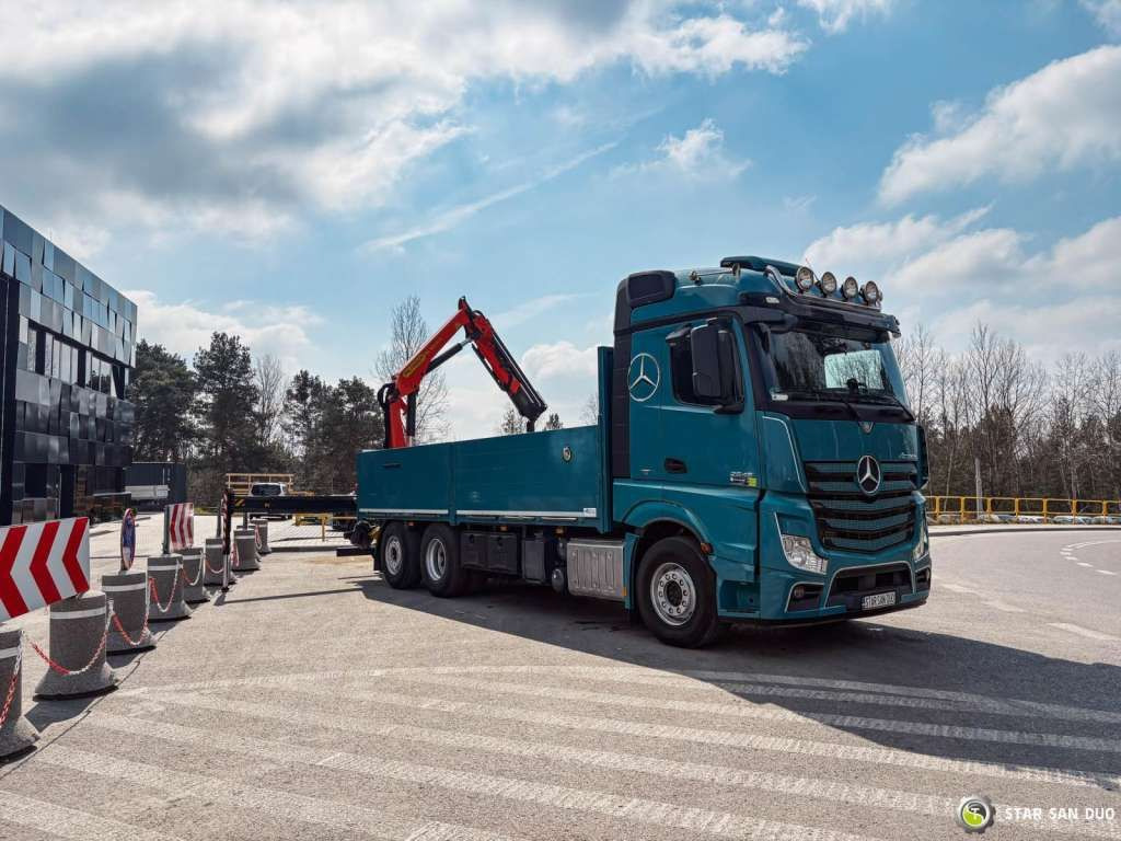 Mercedes-Benz ACTROS 2545 6x2 Palfinger PK 16001 HDS Crane Mercedes-Benz ACTROS 2545 6x2 Palfinger PK 16001 HDS Crane - Camión grúa, Camión caja abierta: foto 3 Mercedes-Benz ACTROS 2545 6x2 Palfinger PK 16001 HDS Crane Mercedes-Benz ACTROS 2545 6x2 Palfinger PK 16001 HDS Crane - Camión grúa, Camión caja abierta: foto 3