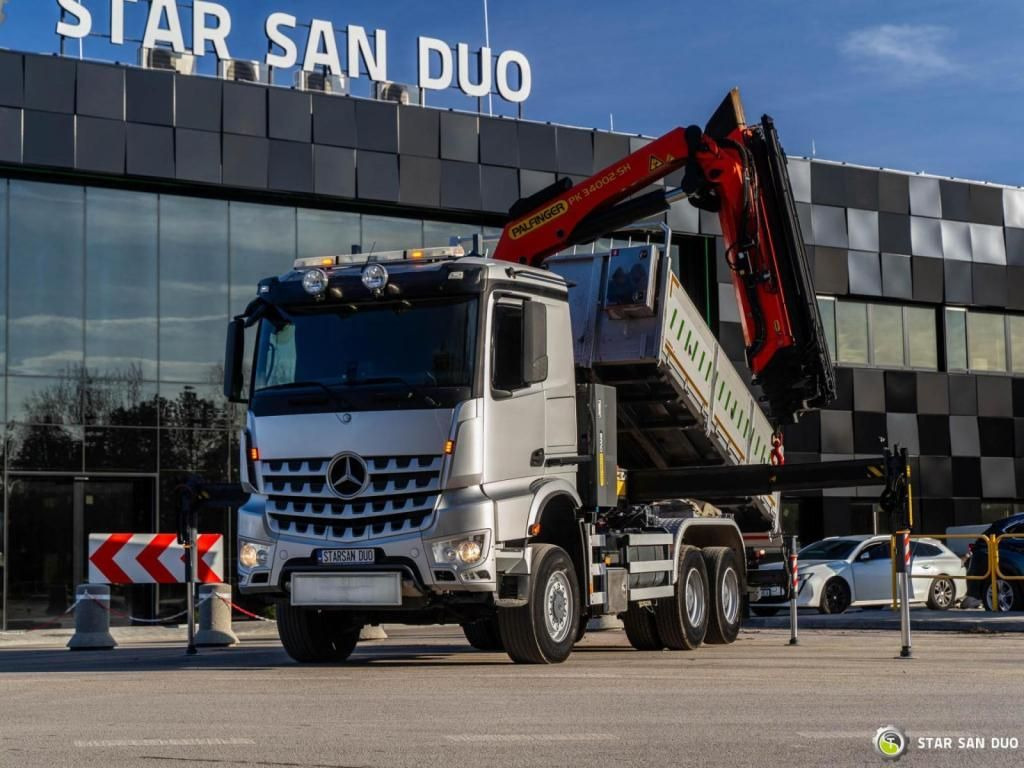 Mercedes-Benz AROCS 2651 6x6 PALFINGER PK 34002 CRANE KIPPER - Camión grúa, Camión volquete: foto 2 Mercedes-Benz AROCS 2651 6x6 PALFINGER PK 34002 CRANE KIPPER - Camión grúa, Camión volquete: foto 2