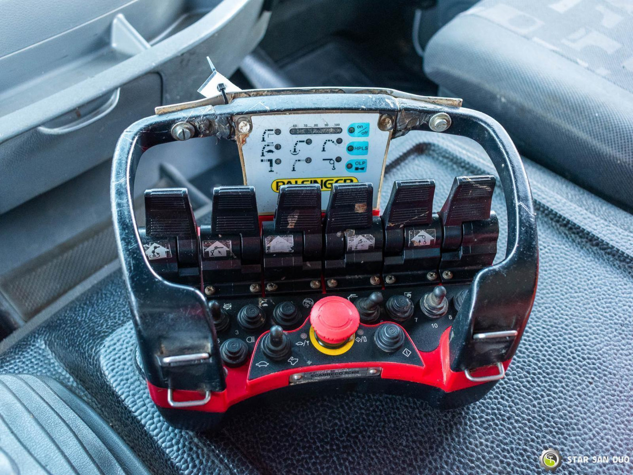 Camión grúa : foto 15 Camión grúa : foto 15