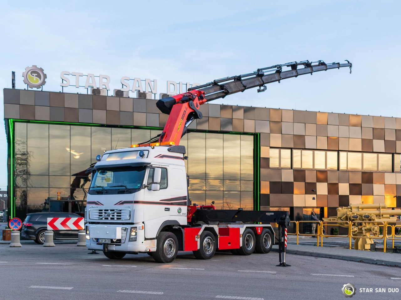 - Camión grúa: foto 1 - Camión grúa: foto 1