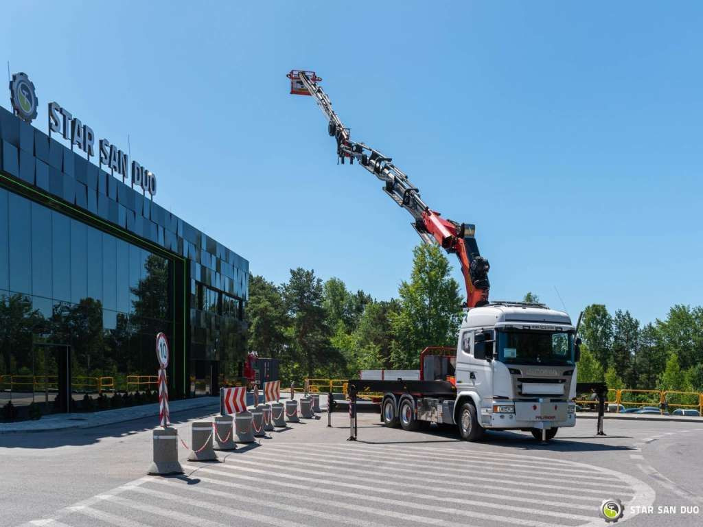 Scania G490 6x2 Palfinger PK 53002 SH Fly Jib Basket - Camión grúa: foto 1 Scania G490 6x2 Palfinger PK 53002 SH Fly Jib Basket - Camión grúa: foto 1
