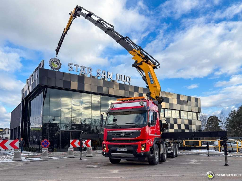 Volvo FMX 500 8x2 Effer 585 Fly Jib Winch Crane Kran Volvo FMX 500 8x2 Effer 585 Fly Jib Winch Crane Kran - Camión grúa, Camión caja abierta: foto 1 Volvo FMX 500 8x2 Effer 585 Fly Jib Winch Crane Kran Volvo FMX 500 8x2 Effer 585 Fly Jib Winch Crane Kran - Camión grúa, Camión caja abierta: foto 1