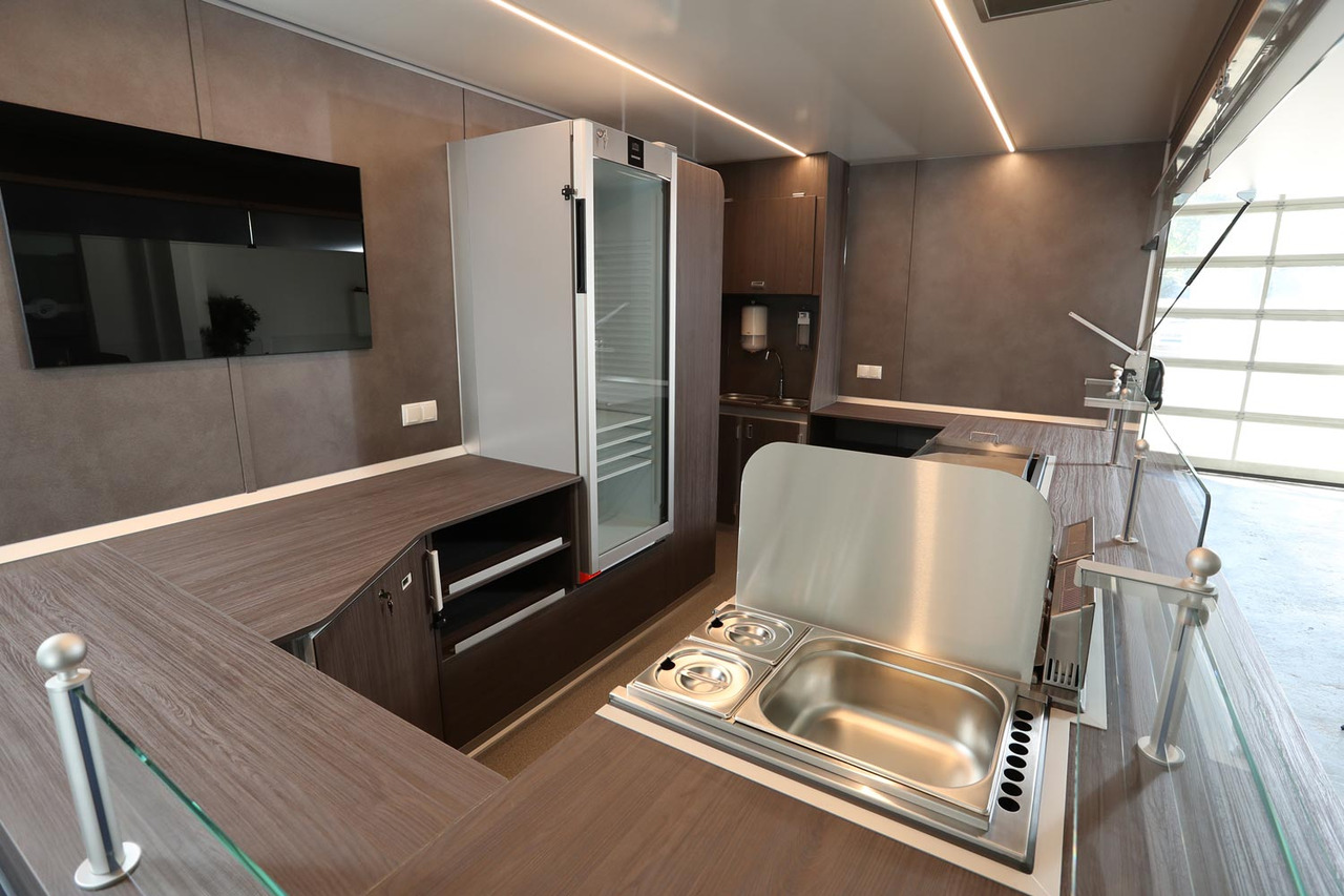 Mobil BORCO HÖHNS - Camión tienda: foto 3 Mobil BORCO HÖHNS - Camión tienda: foto 3