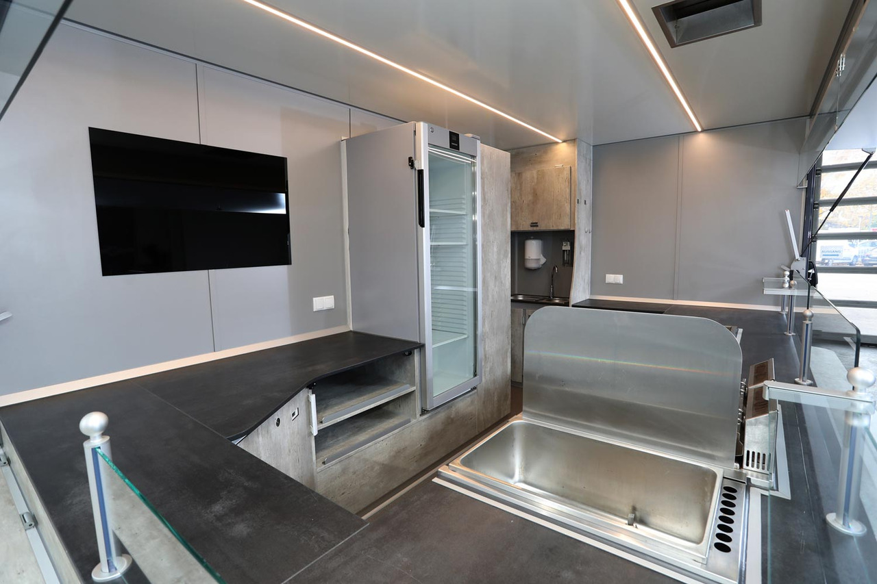 Wochenmarktmobil BORCO HÖHNS - Camión tienda: foto 4 Wochenmarktmobil BORCO HÖHNS - Camión tienda: foto 4