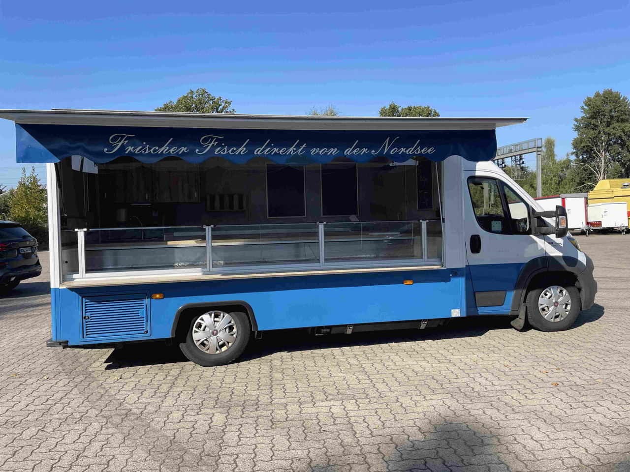 Wochenmarktmobil BORCO HÖHNS - Camión tienda: foto 1 Wochenmarktmobil BORCO HÖHNS - Camión tienda: foto 1