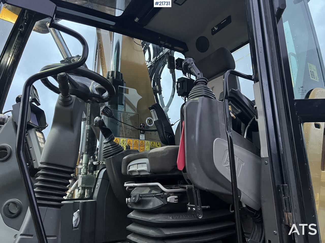 Excavadora de ruedas CAT M318F Hjulmaskin m/ oilquick og tannskuffe: foto 29 Excavadora de ruedas CAT M318F Hjulmaskin m/ oilquick og tannskuffe: foto 29