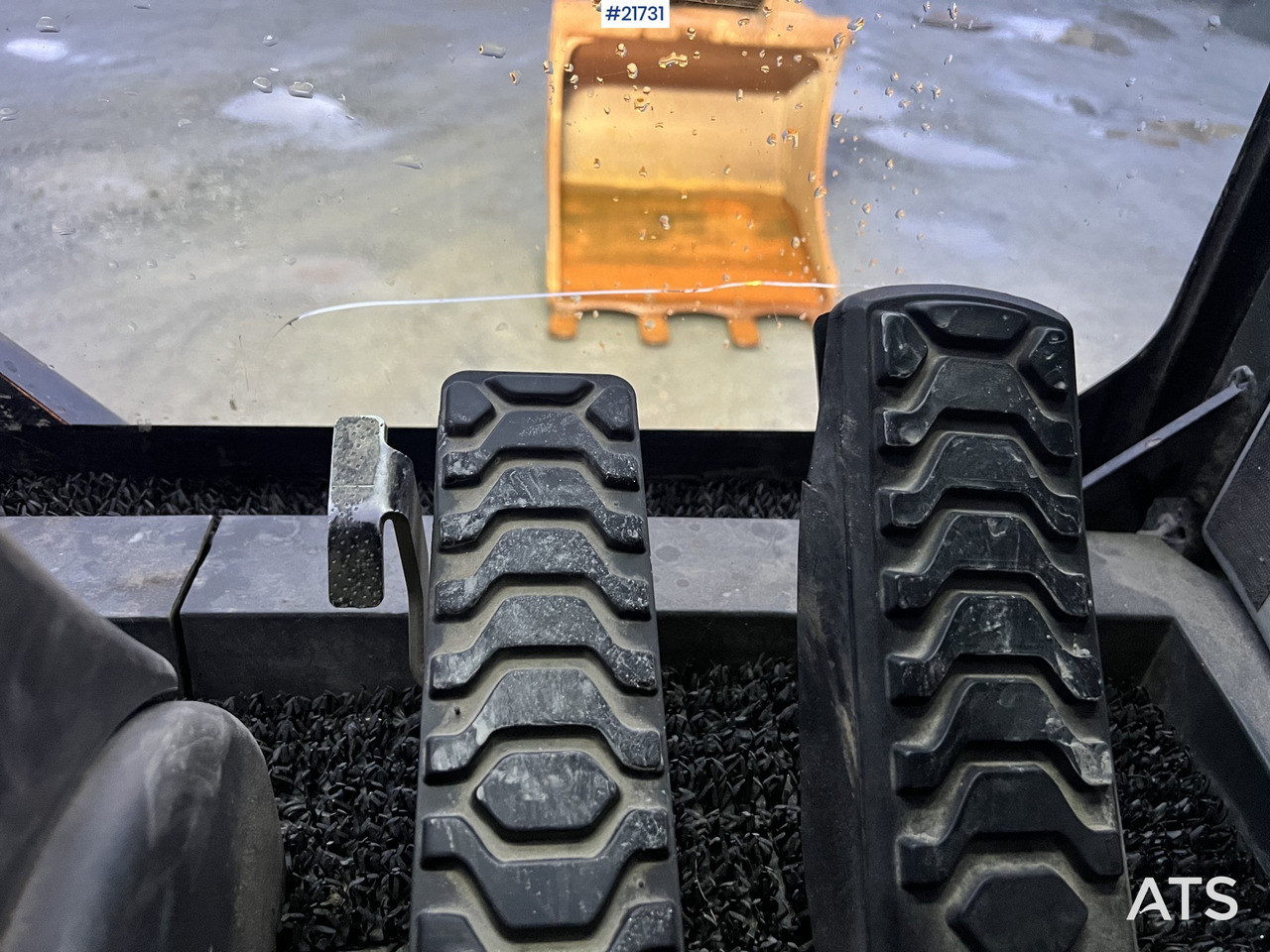 Excavadora de ruedas CAT M318F Hjulmaskin m/ oilquick og tannskuffe: foto 43 Excavadora de ruedas CAT M318F Hjulmaskin m/ oilquick og tannskuffe: foto 43