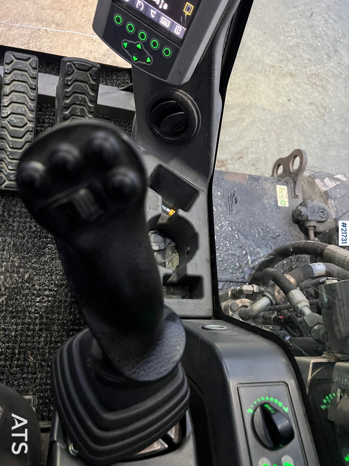 Excavadora de ruedas CAT M318F Hjulmaskin m/ oilquick og tannskuffe: foto 37 Excavadora de ruedas CAT M318F Hjulmaskin m/ oilquick og tannskuffe: foto 37