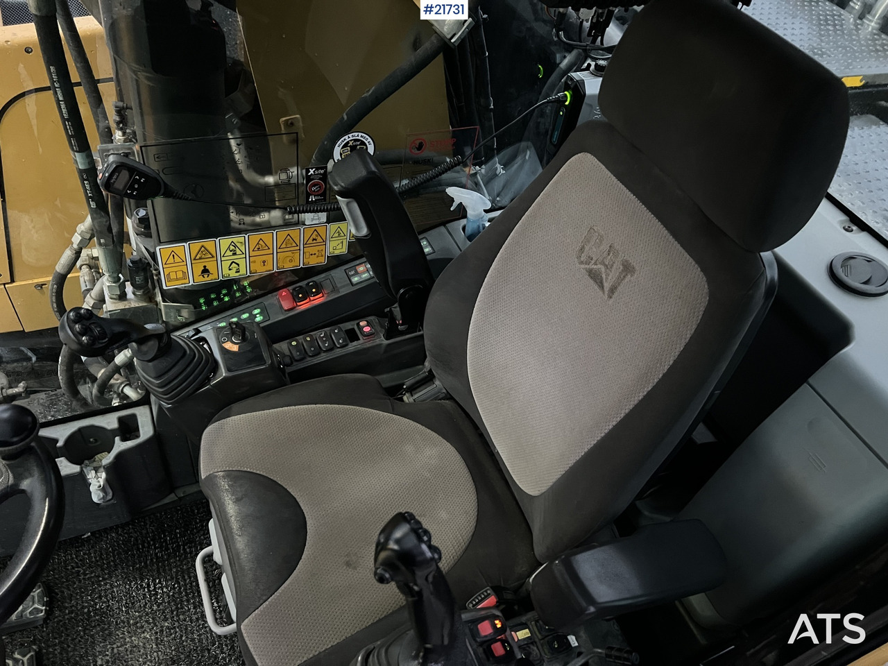 Excavadora de ruedas CAT M318F Hjulmaskin m/ oilquick og tannskuffe: foto 31 Excavadora de ruedas CAT M318F Hjulmaskin m/ oilquick og tannskuffe: foto 31