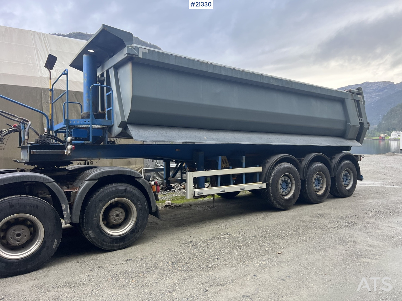 Carnehl 3 akslet tippsemi - Semirremolque volquete: foto 3 Carnehl 3 akslet tippsemi - Semirremolque volquete: foto 3