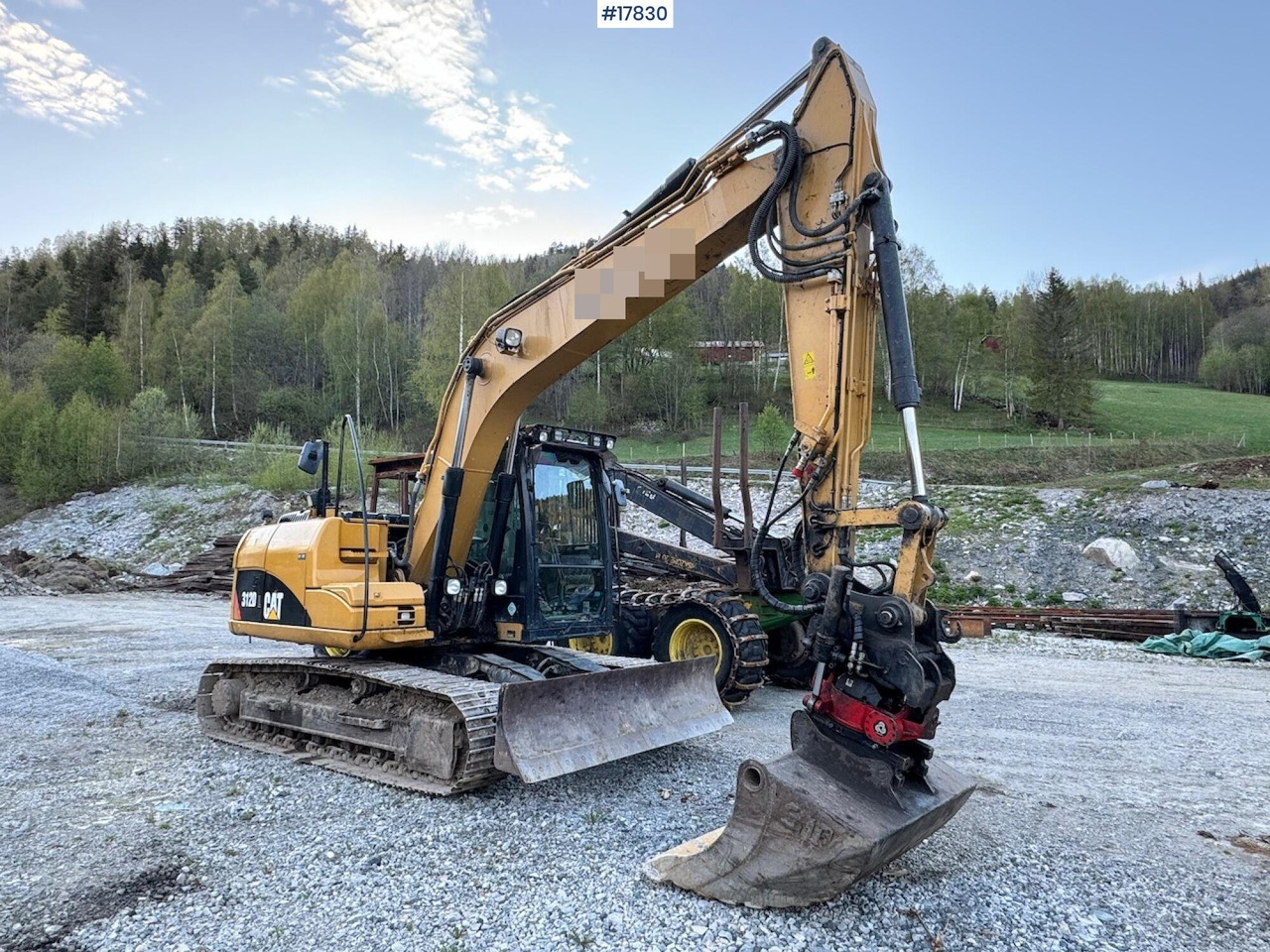 Caterpillar 312D - Excavadora: foto 1 Caterpillar 312D - Excavadora: foto 1