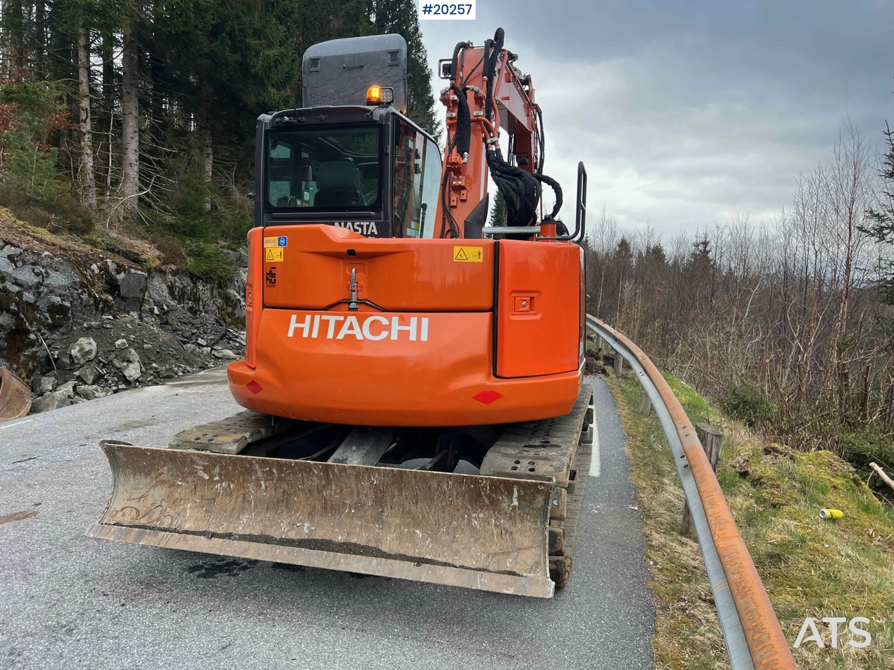 Excavadora Hitachi ZX85 US-6: foto 10