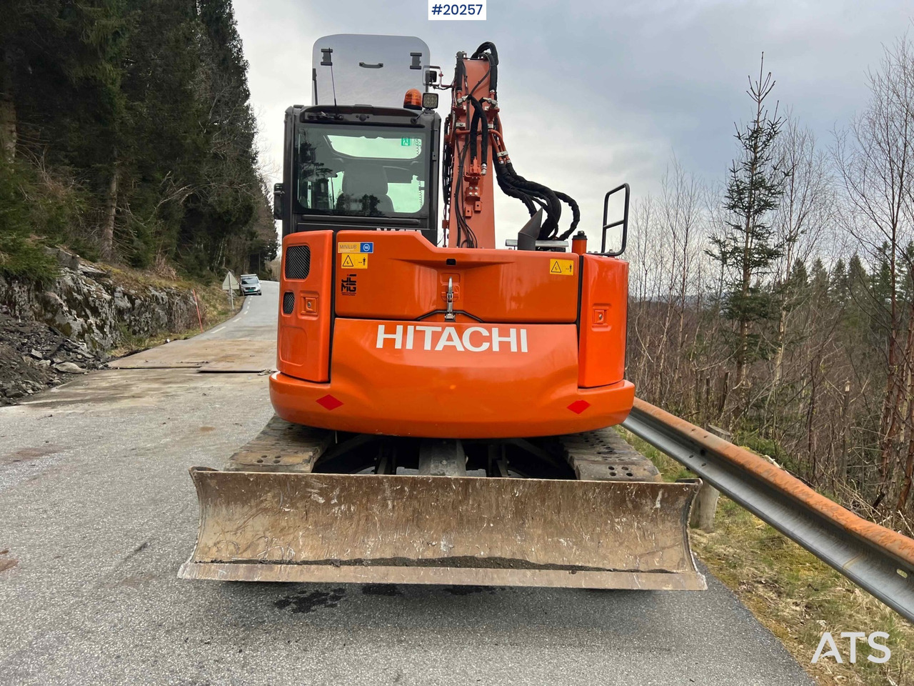 Excavadora Hitachi ZX85 US-6: foto 9