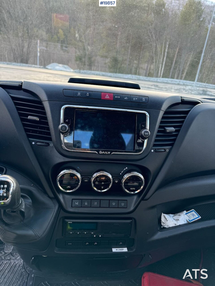 Grua de remolque autos Iveco 70C18 Bergingsbil m/ Isoli påbygg: foto 25 Grua de remolque autos Iveco 70C18 Bergingsbil m/ Isoli påbygg: foto 25