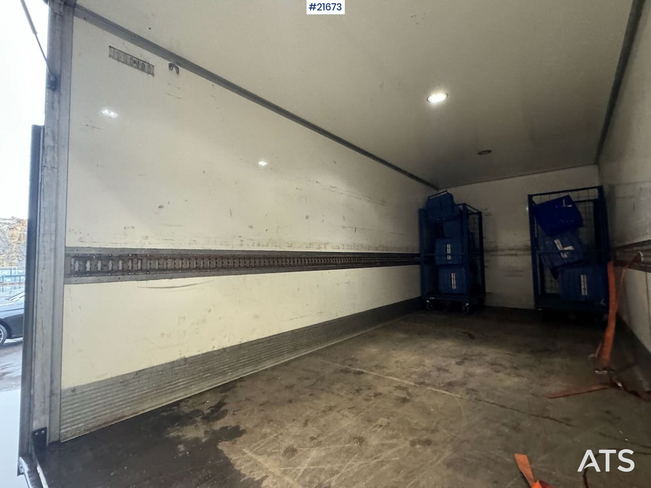 Camión caja cerrada Iveco 75E-210 4x2 skapbil m/ lift SE VIDEO: foto 17 Camión caja cerrada Iveco 75E-210 4x2 skapbil m/ lift SE VIDEO: foto 17