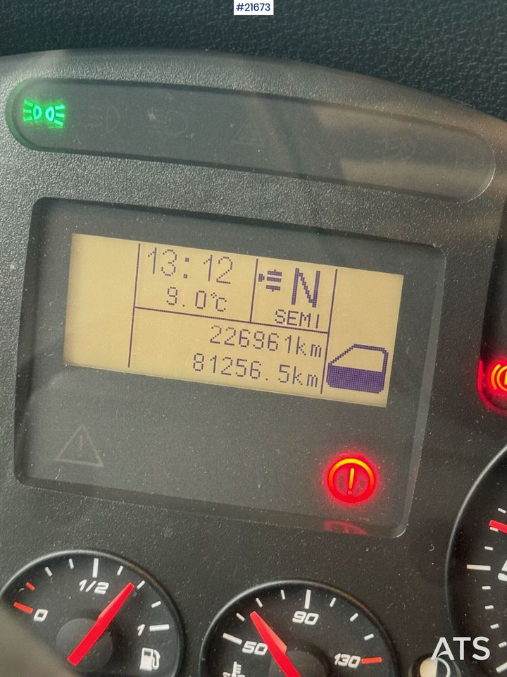 Camión caja cerrada Iveco 75E-210 4x2 skapbil m/ lift SE VIDEO: foto 26 Camión caja cerrada Iveco 75E-210 4x2 skapbil m/ lift SE VIDEO: foto 26