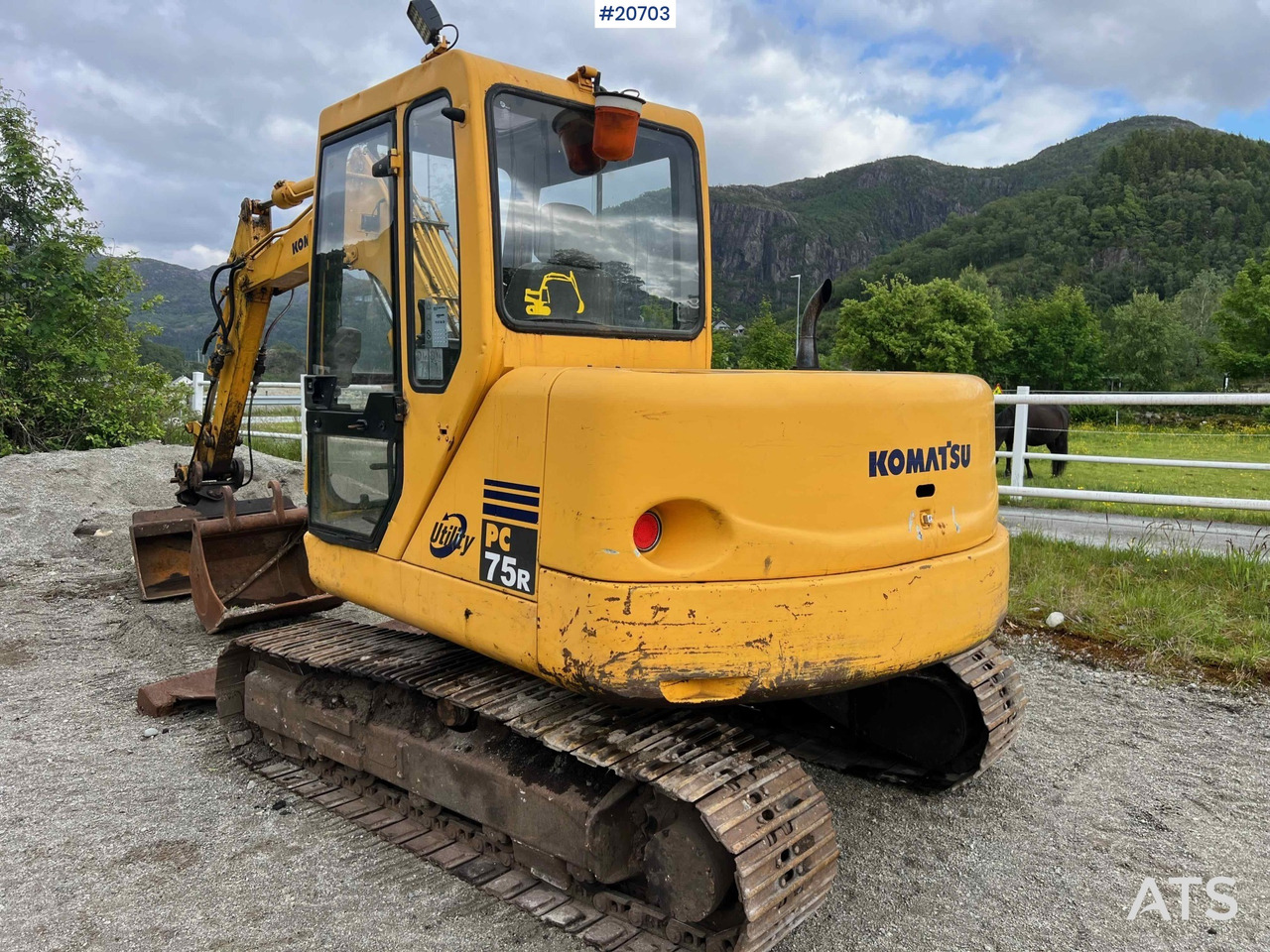 Komatsu PC75 - Excavadora: foto 2 Komatsu PC75 - Excavadora: foto 2