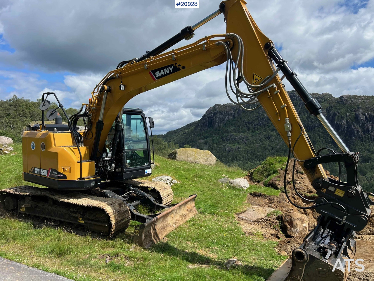 SANY sy155U - Excavadora de cadenas: foto 2 SANY sy155U - Excavadora de cadenas: foto 2