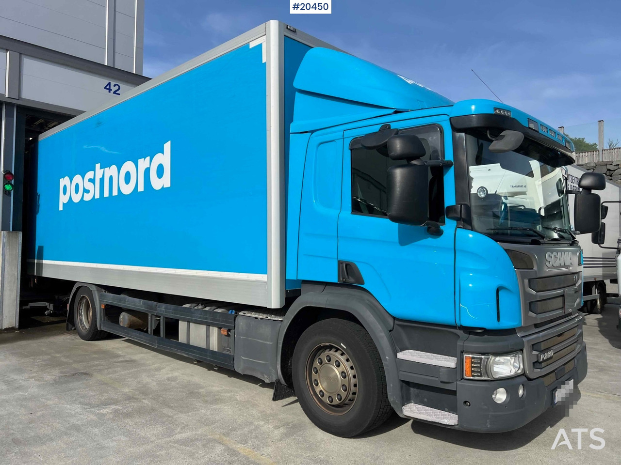 Scania P280 4x2 Skapbil m/ lift og full sideåpning. SE VIDEO - Camión caja cerrada: foto 1 Scania P280 4x2 Skapbil m/ lift og full sideåpning. SE VIDEO - Camión caja cerrada: foto 1